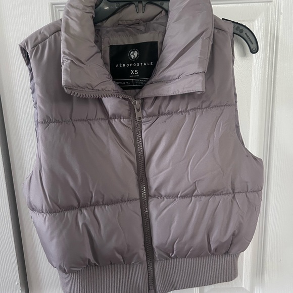 Aeropostale Jackets & Blazers - Aeropostale Cropped Puffer Vest in Soft Lavender